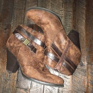 Madden Girl Sulleyy Booties